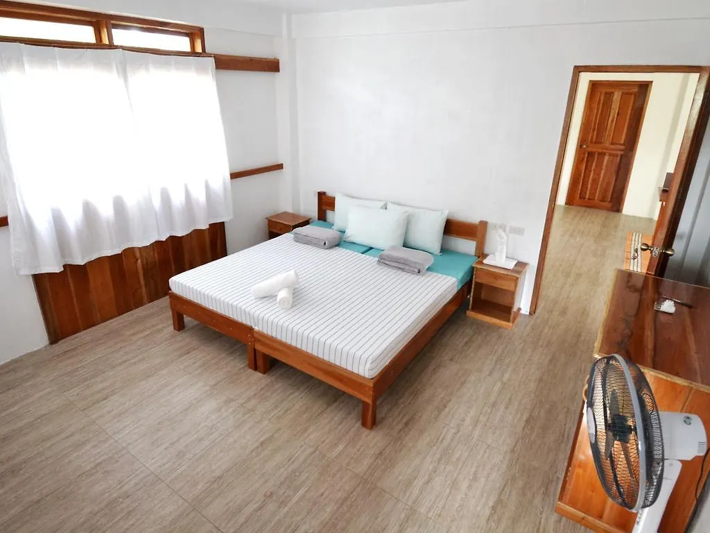 Pahiluna Guesthouse Panglao 2*,