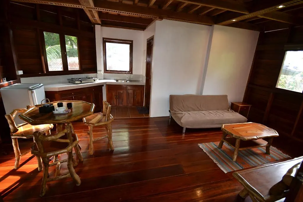 Pahiluna Guesthouse Panglao